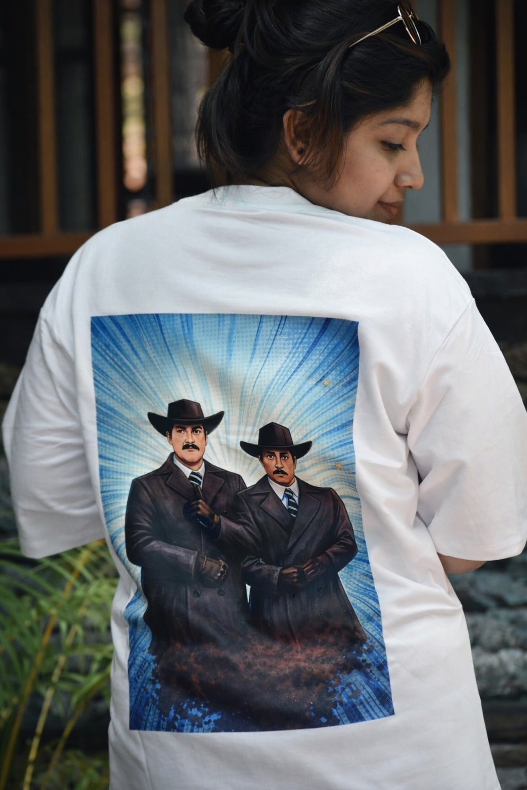 Saadhanam Kayyilundo? Oversized Tshirt
